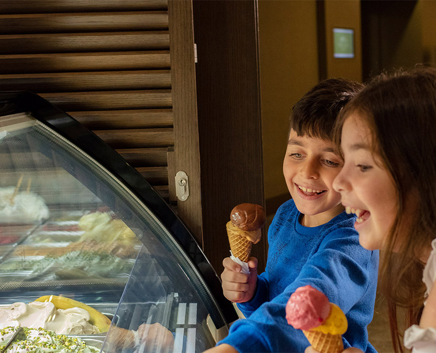 Ng Enjoy Lezzetler Ice Cream Shop List Card